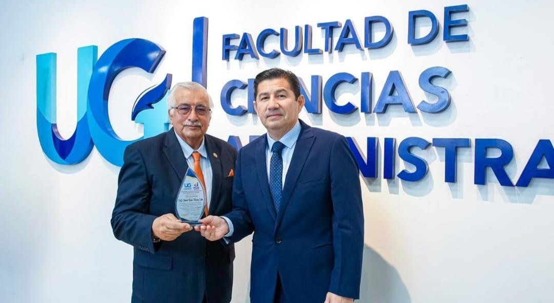 FELICITACIONES  Estimado MSc. Rubén Mackay,