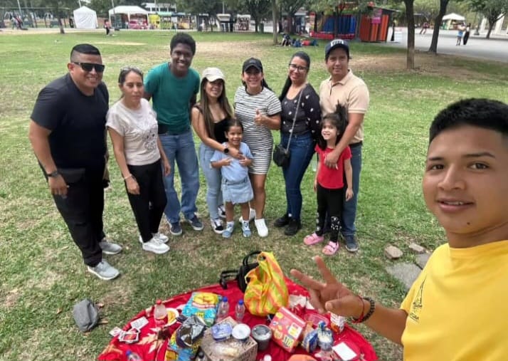 Mañana campestre reúne a estudiantes  del Instituto Tecnópolis en Parque Samanes...